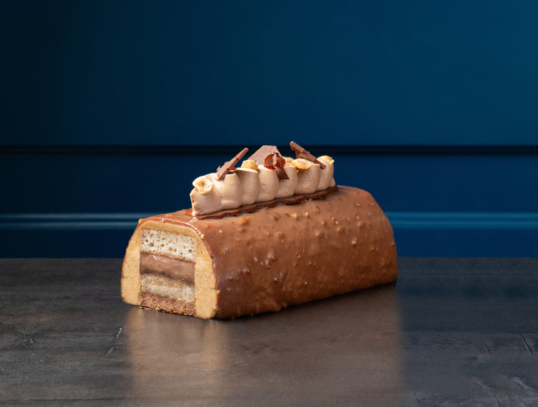 Bûche praliné noisette