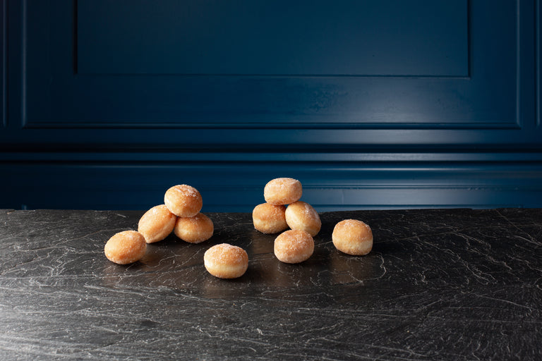 Plateau de 25 Mini-Beignets pomme ou chocolat