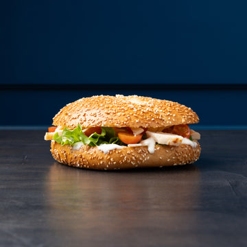 Bagel Poulet Caesar - Maison Bécam